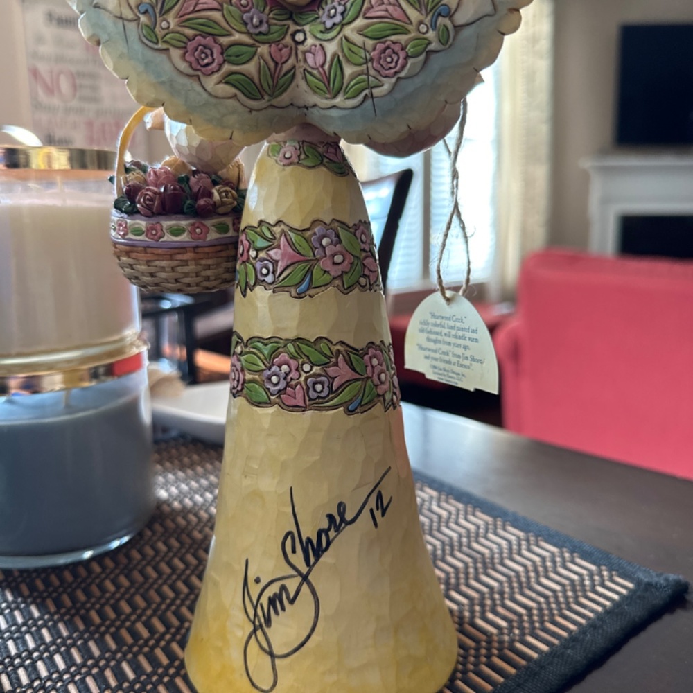 Angel - Picture 2 of 3